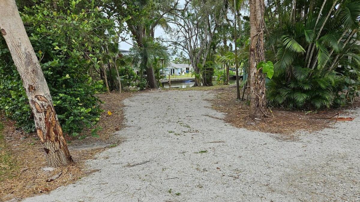Blue Crab Dock On Gulf Canal Front Close 2 Beach Restaurants Bonita Springs Εξωτερικό φωτογραφία